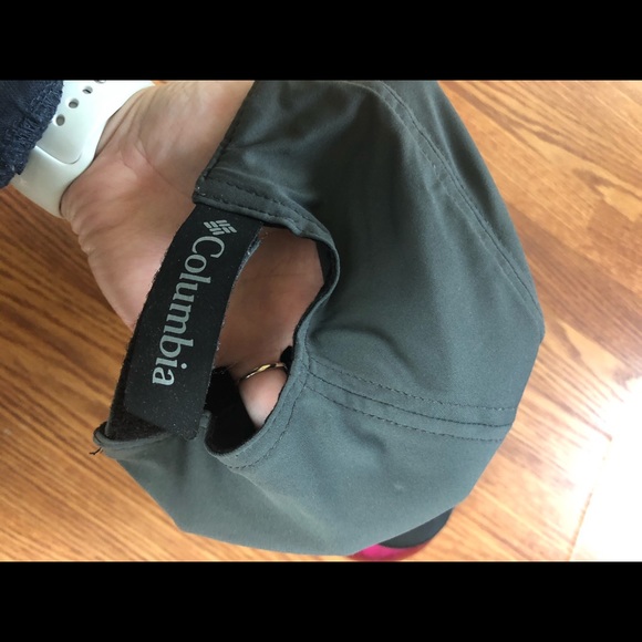 Women’s Columbia hat - Picture 2 of 3